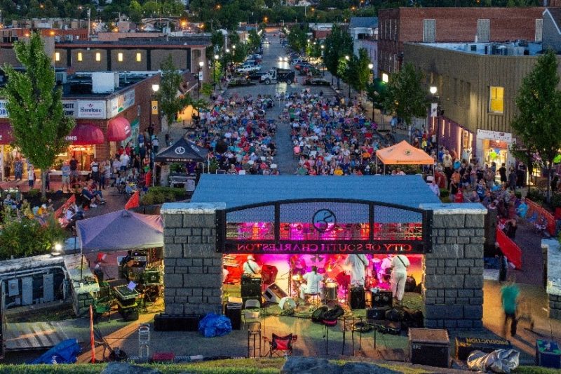 Summerfest Free Nightly Entertainment at the Mound 5pm9pm South